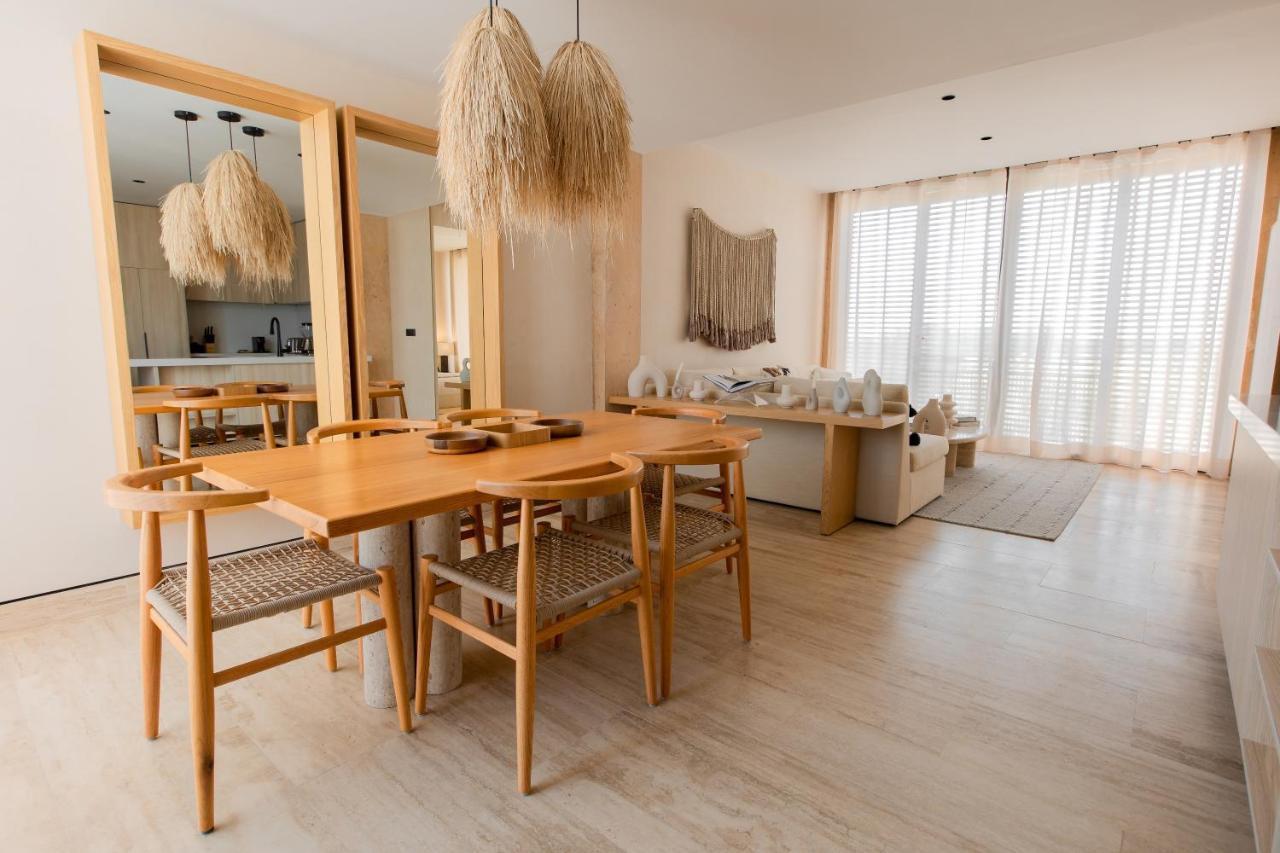 Lumina At The Village Luxury Residences In Corasol Плая дел Кармен Стая снимка