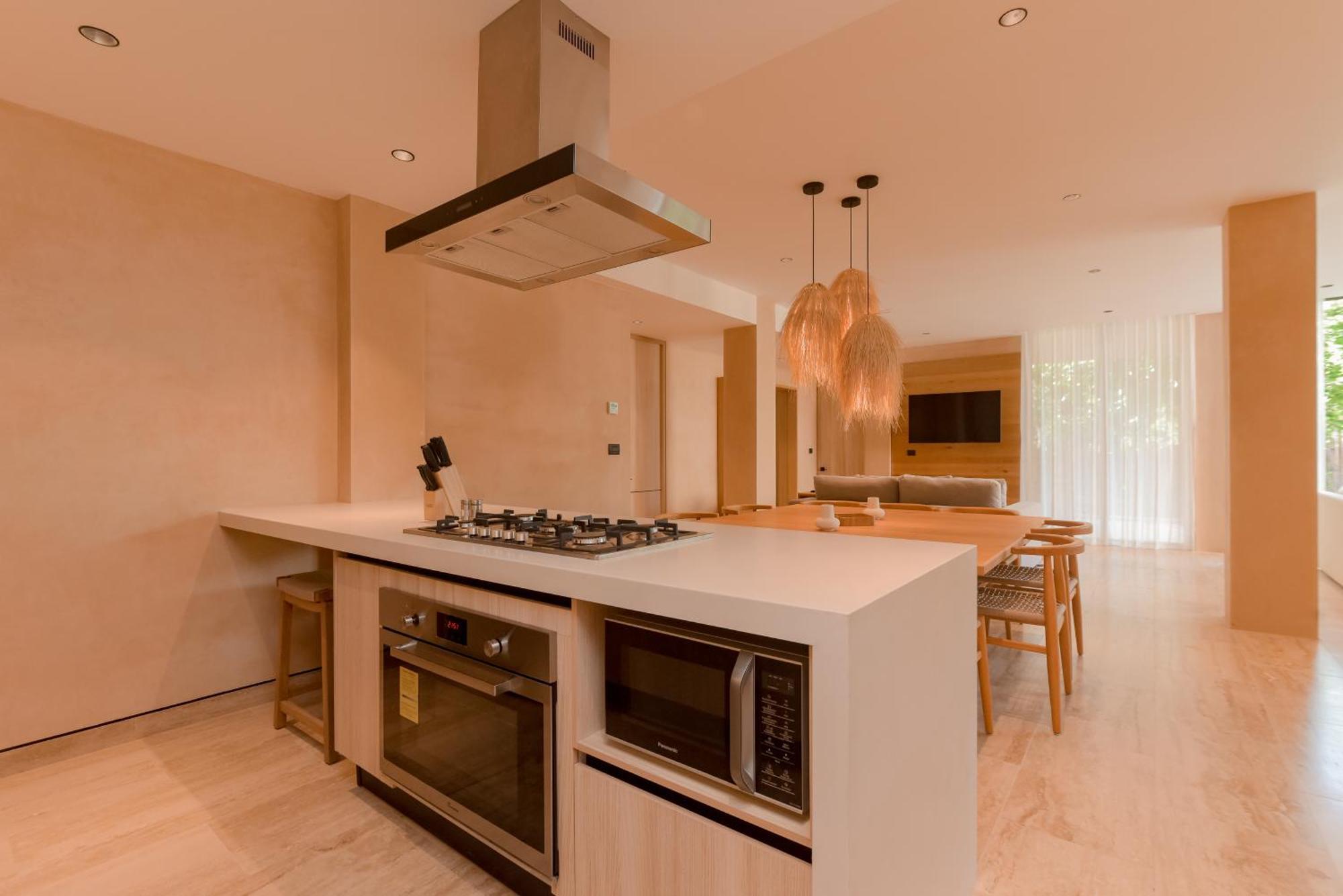 Lumina At The Village Luxury Residences In Corasol Плая дел Кармен Стая снимка